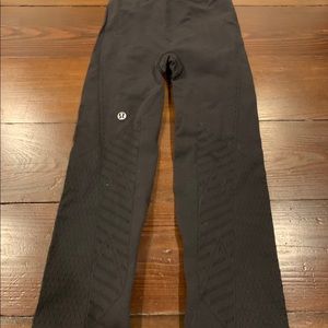 Lululemon reveal crop size S